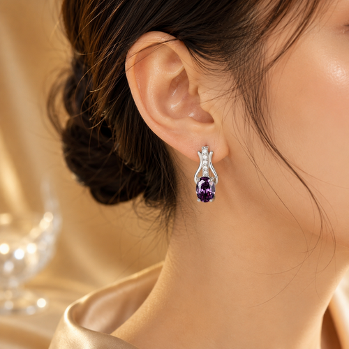 Dangle Earrings in Silver and Amethyst